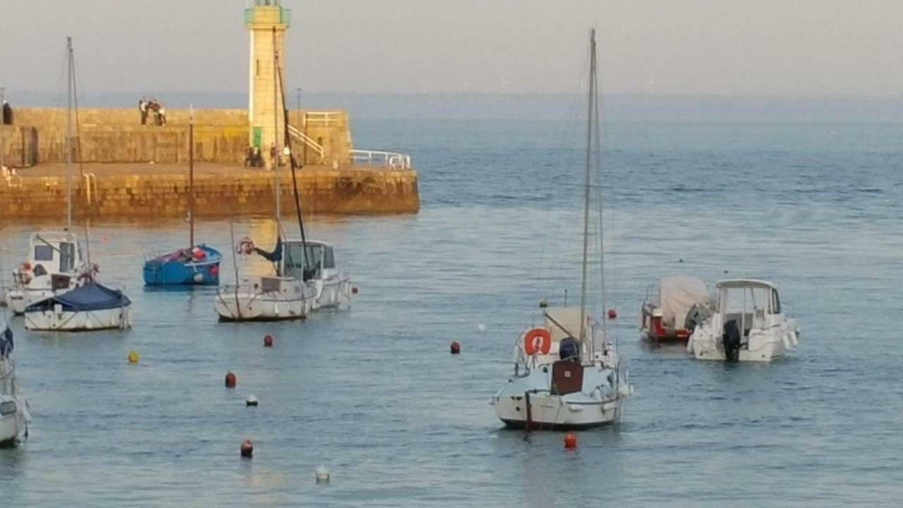 Ferienwohnung Au Bruit Des Vagues Binic Exterior foto